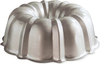 Treat 12 Cup Bundt Pan - Silver