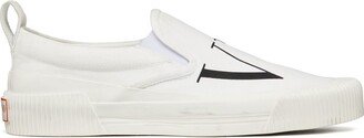 Slip-ons With Logo