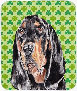 SC9567LCB 15 x 12 in. Coonhound St Patricks Irish Glass Cutting Board