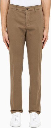 Caramel-coloured cotton chino trousers