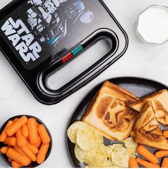 Uncanny Brands Star Wars Darth Vader and Stormtrooper Grilled Cheese Maker