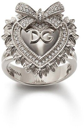 18kt white gold Devotion diamond sacred heart ring