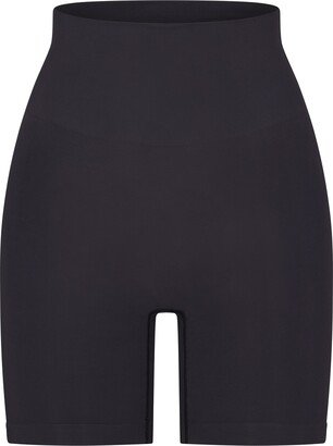 Soft Smoothing Seamless Short | Graphite