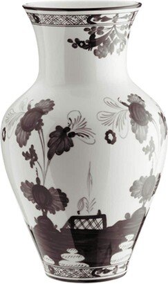 Ming porcelain vase