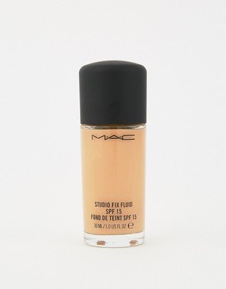 MAC Studio Fix Fluid SPF15 Foundation