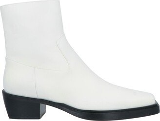 GIA x PERNILLE TEISBAEK Ankle Boots Ivory