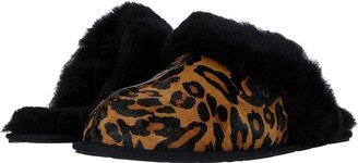 Scuffette II Water-Resistant Slipper (Butterscotch Panther Print) Women's Slippers