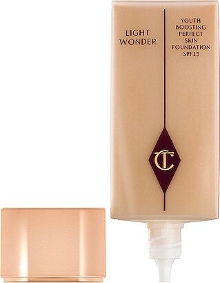 Light Wonder Foundation in Beauty: NA-AC