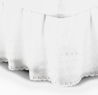 Belledorm Belledorm Easy Fit Broidery Anglaise Platform Valance (White) (Queen) (UK