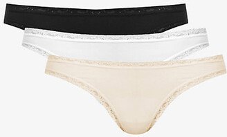 Womens Black/White Women's Black And White Cotton Basics Low-Rise Stretch-Woven Pack Of Four Thongs, Size: