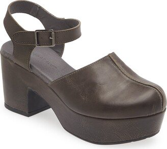 Gabrielle Platform Clog