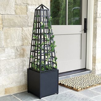 Bunny Williams Obelisk Planter