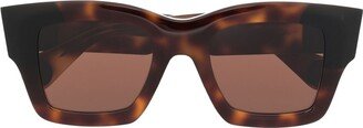 Tortoiseshell Oversize-Frame Sunglasses-AA