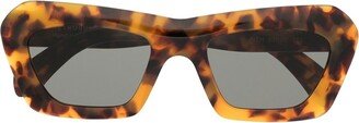 Zenya cat-eye frame sunglasses