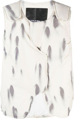 Blur asymmetric padded gilet