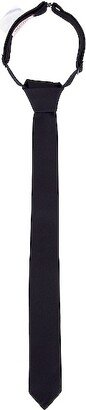 Yarn Died Tie in Black