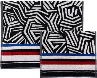 Zig-Zag Detailed Towel