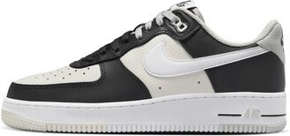 Men's Air Force 1 '07 LV8 Shoes in Black