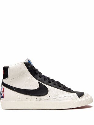 x NBA Blazer Mid '77 EMB 