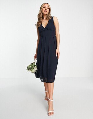 Bridesmaid chiffon v front midi dress with pleated skirt in navy