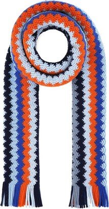 Zig-Zag Pattern Fringed Scarf