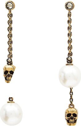 Pendant Earrings With Skull Chain