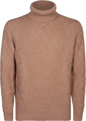 Diamond Pattern Workmanship Beige Sweater