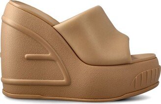 Embossed Oversized FF Pattern Platform Slides