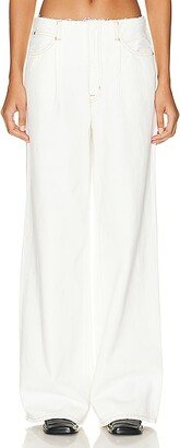 Taylor Wide Pleat in White