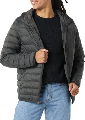 Men's Lightweight Water-Resistant Packable Hooded Puffer Jacket