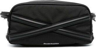 The Harness wash bag