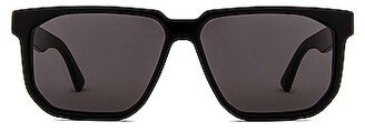 BV1033S Sunglasses in Black