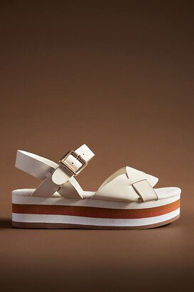 Breeze Platform Sandals