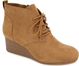 Deka Wedge Bootie