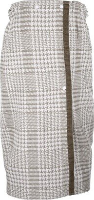 Unique Bargains Adjustable Button Elastic Band Bathroom Soft Absorbent Towel Bath Wrap 55.12x30.31 1 Pc Gray