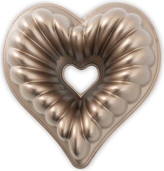 Cast-Aluminum Elegant Heart Bundt Pan - Brown
