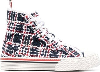 Collegiate high-top sneakers