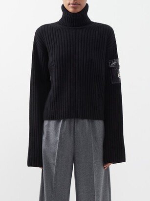 Carded Roll-neck Flap-pocket Wool Sweater