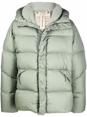 Mid-Layered Hooded Down Jacket