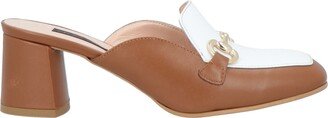 ANDREA PINTO Mules & Clogs White