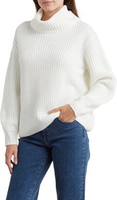 Turtleneck Shaker Sweater