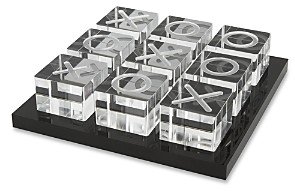 Designs Lucite Tic Tac Toe Set