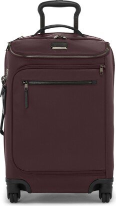 Voyageur Leger International 22-Inch Wheeled Carry-On