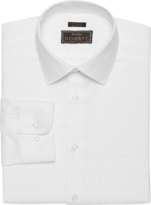 Men's Reserve Collection Tailored Fit Spread Collar Herringbone Pattern Dress Shirt