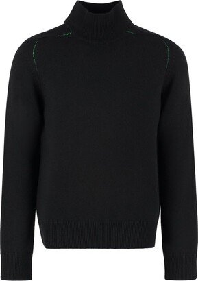 Contrasted Stitched Turtleneck Pullover