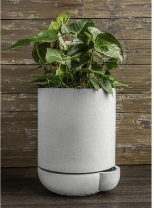 I and O Skinny Crete Container Planter, 7 Gallon