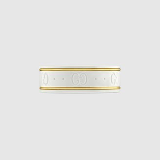 Icon ring in yellow gold