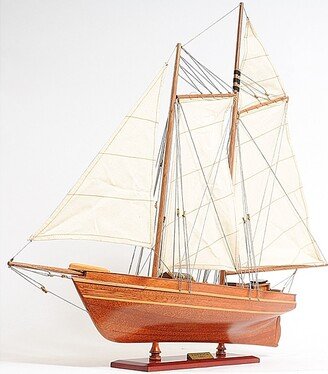 'America Yacht' Model Boat