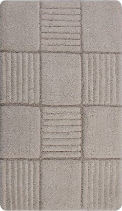 Knightsbridge Chakkar Board 220 GSF Non Skid Back Bath Rug 17 x 24 - Ivory