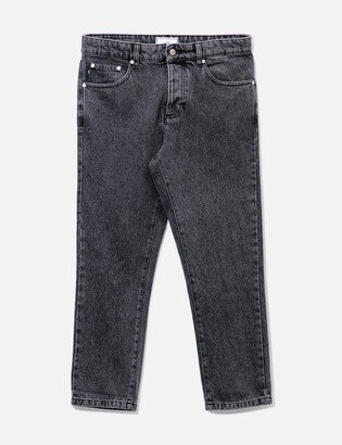 Relaxed Fit Washed Jeans